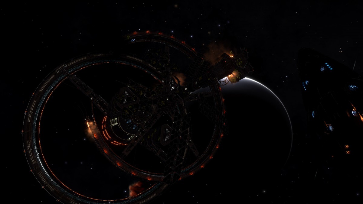 Station attacked by Thargoids