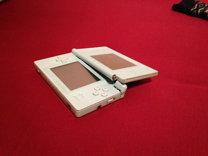 how to fix a broken Nintendo DS 1